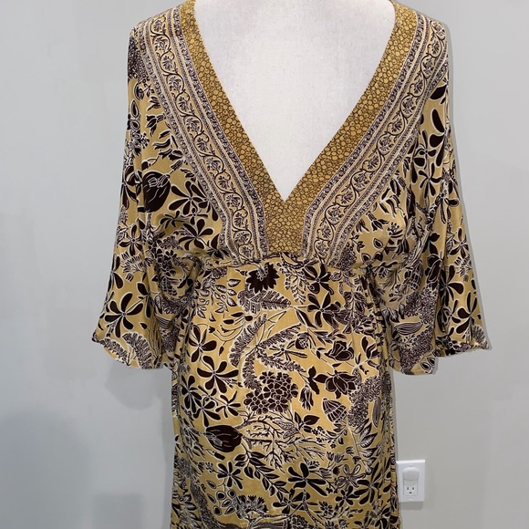 Ina Floral Maxi Dress - Gold and Black - Picture 4 of 6